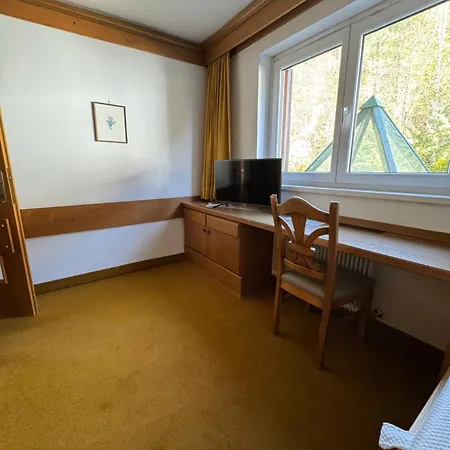 ホテル Lukasmayr フッシュ・アン・デア・グロースグロックナーシュトラーセ